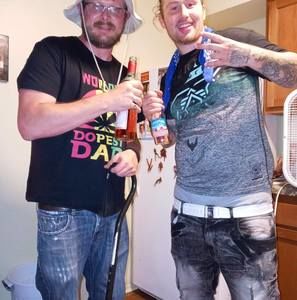 Meet your Posher, Dustin